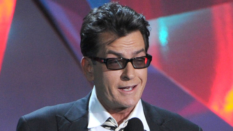 Illustration for article titled Jim Carrey Responds to Allegations that He's a Callous Baby-Abandoner